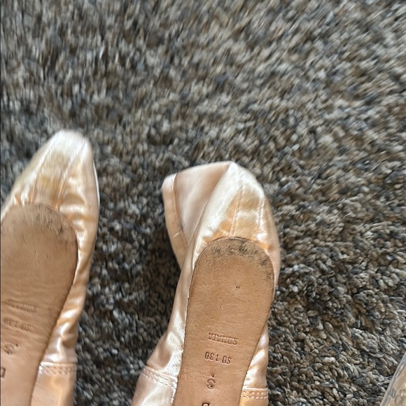 Women's Pink Ballet Pointe Shoes - Picture 6 of 6